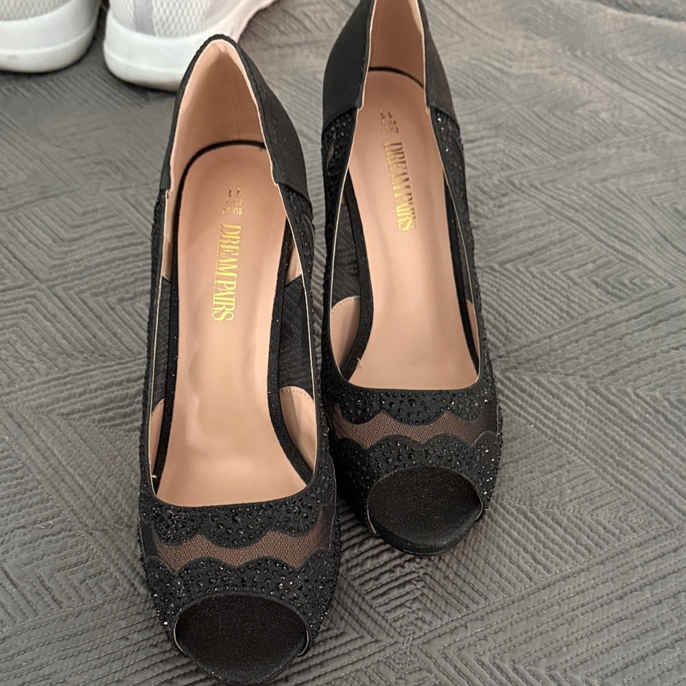 Dream Pairs Black Mesh Peep-Toe Heels